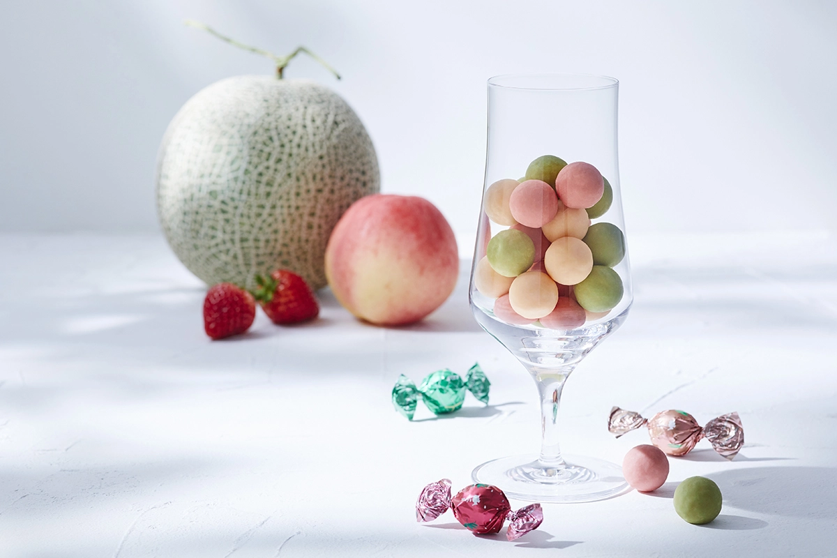 はじけるキャンディチョコレート with FRUIT はじけるキャンディチョコレート with FRUIT