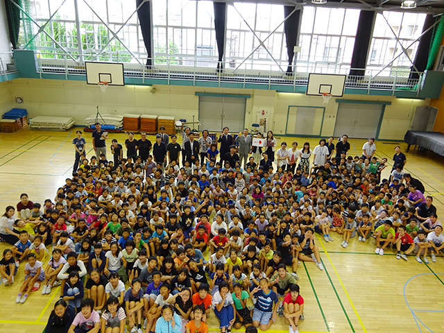 大田区立矢口東小学校 メリー桜プロジェクト 社会福祉活動 チョコレートをはじめとした洋菓子 スイーツのメリーチョコレート